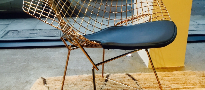 Bertoia Diamond Chair – Gold