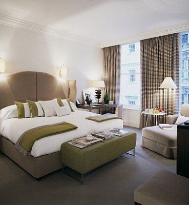 Browns, Rocco Group, Mayfair